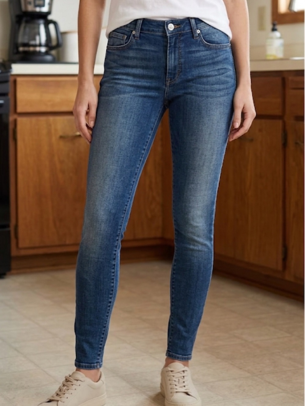True Religion Jennie Curvy Skinny Jeans 29 Mid Rise Whiskered Blue Made USA
CC